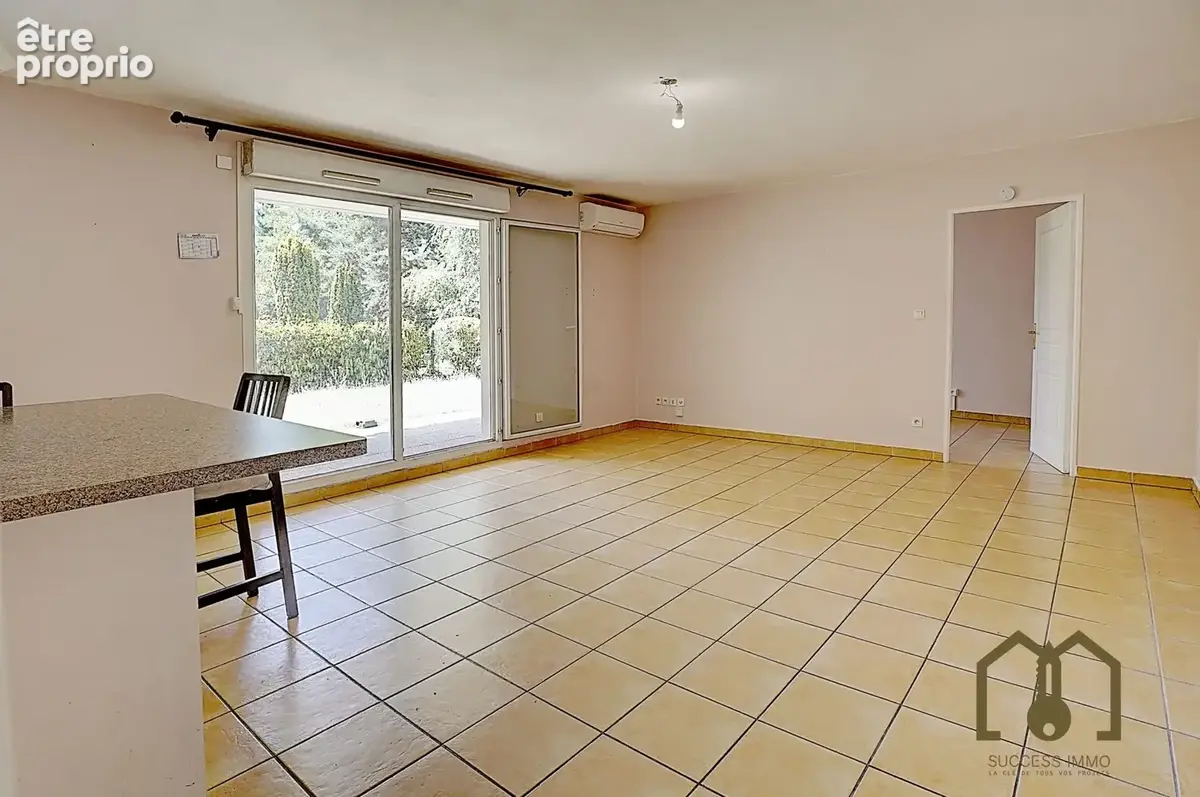 Appartement à VAULX-EN-VELIN