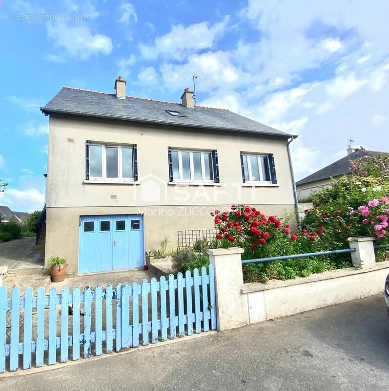 Photo 1 - Maison à SAINT-MEEN-LE-GRAND