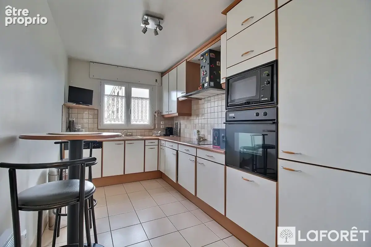 Appartement La Garenne Colombes 4 pièces 95 m2 - photo 9
