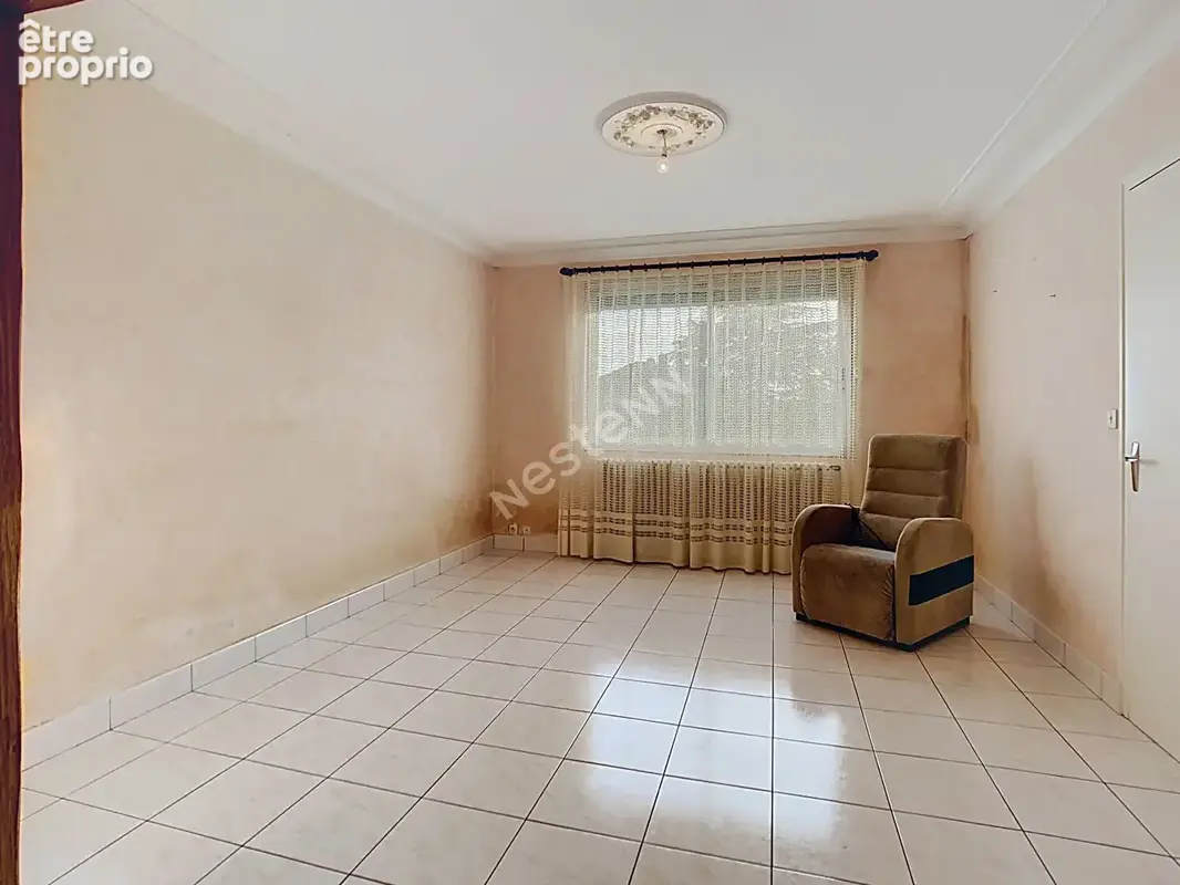 Maison sur sous sol à vendre à Tillieres - photo 7