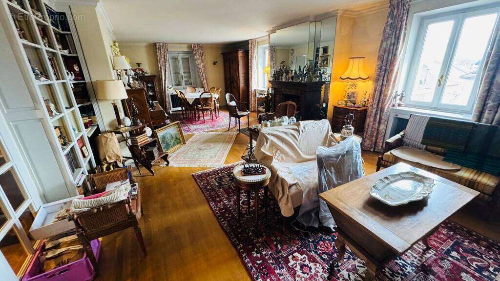 Appartement à FERNEY-VOLTAIRE