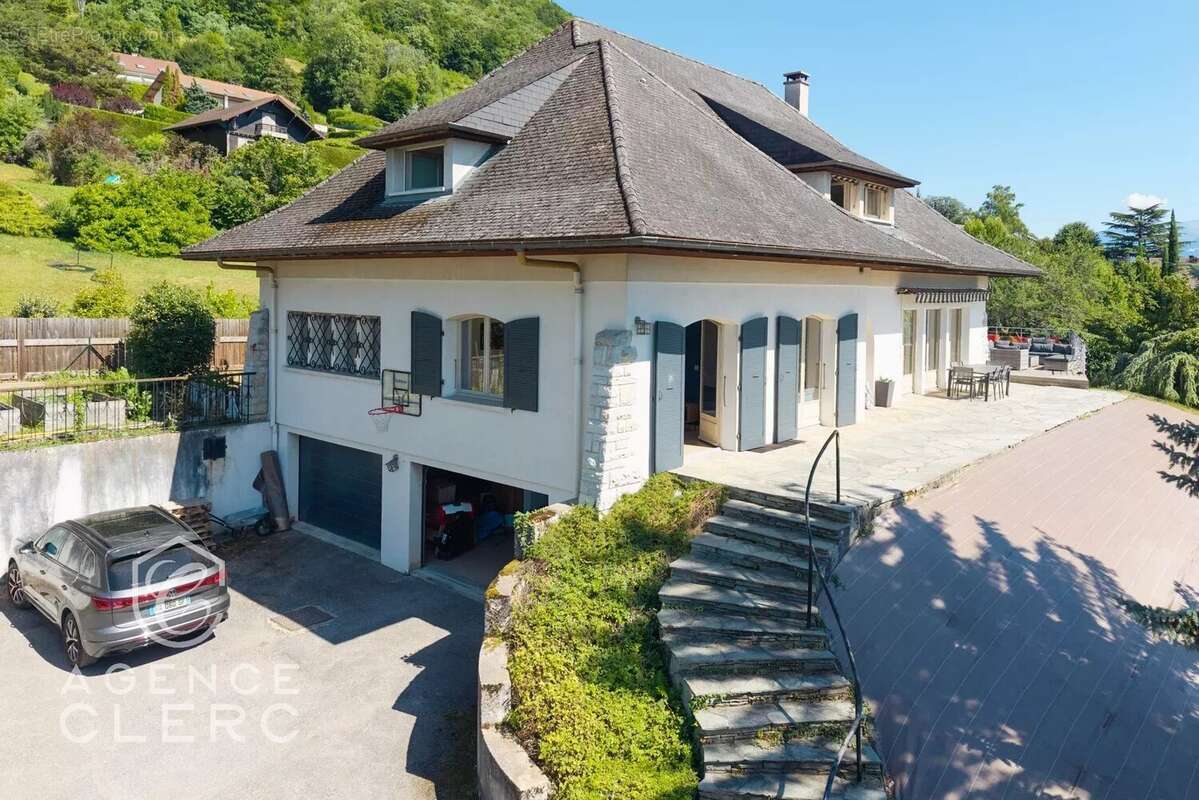 Maison à VEYRIER-DU-LAC