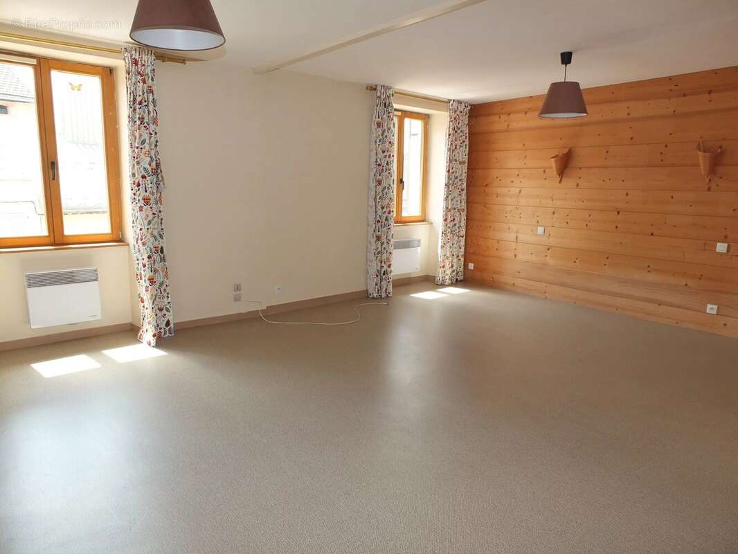 Appartement à LONGCHAUMOIS