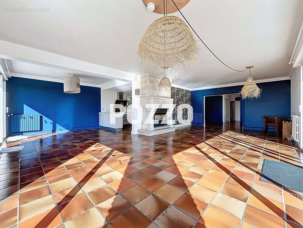 Maison Granville 9 pièce(s) 260 m2 - VUE MER - PISCINE - 7 CHAMBRES - MANDAT CLE - photo 5