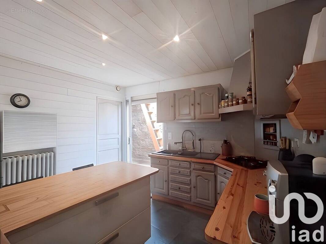 Photo 1 - Maison à VAL-D&#039;IZE