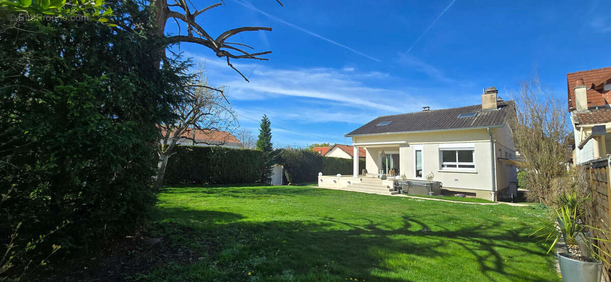 Maison à TROYES