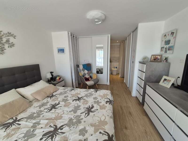 Maison à SOLLIES-TOUCAS