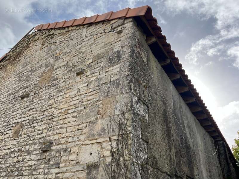Maison à JAULDES