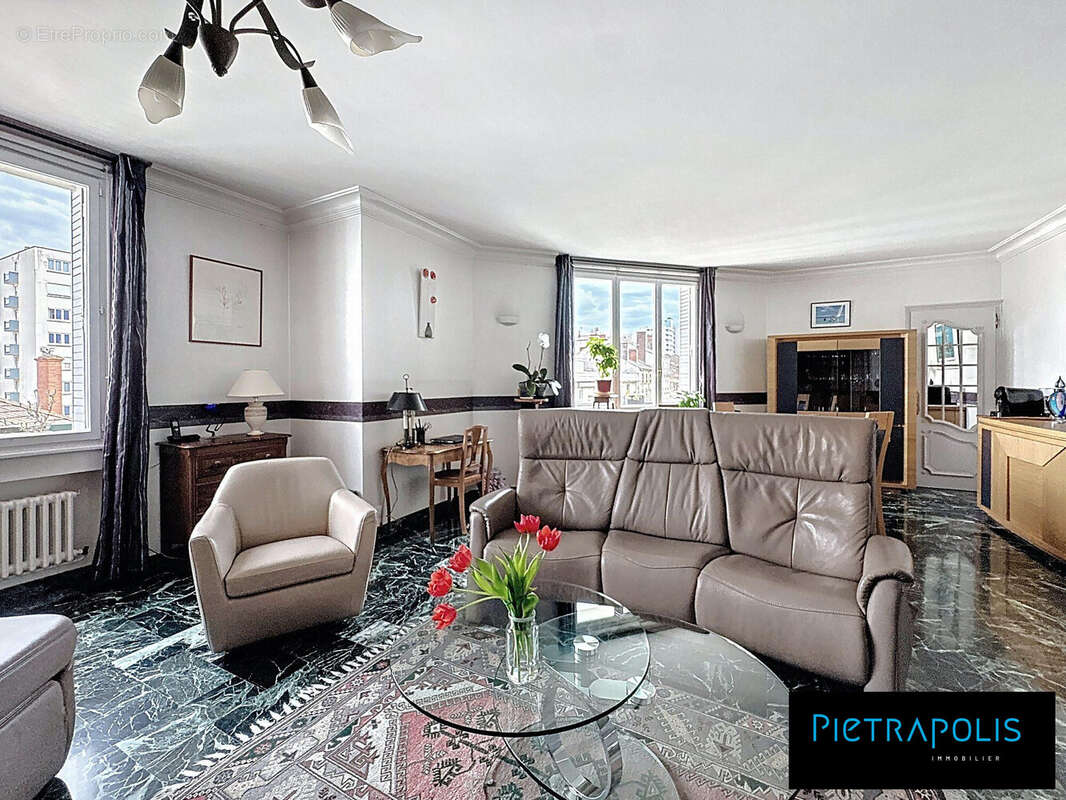 Appartement à LYON-3E