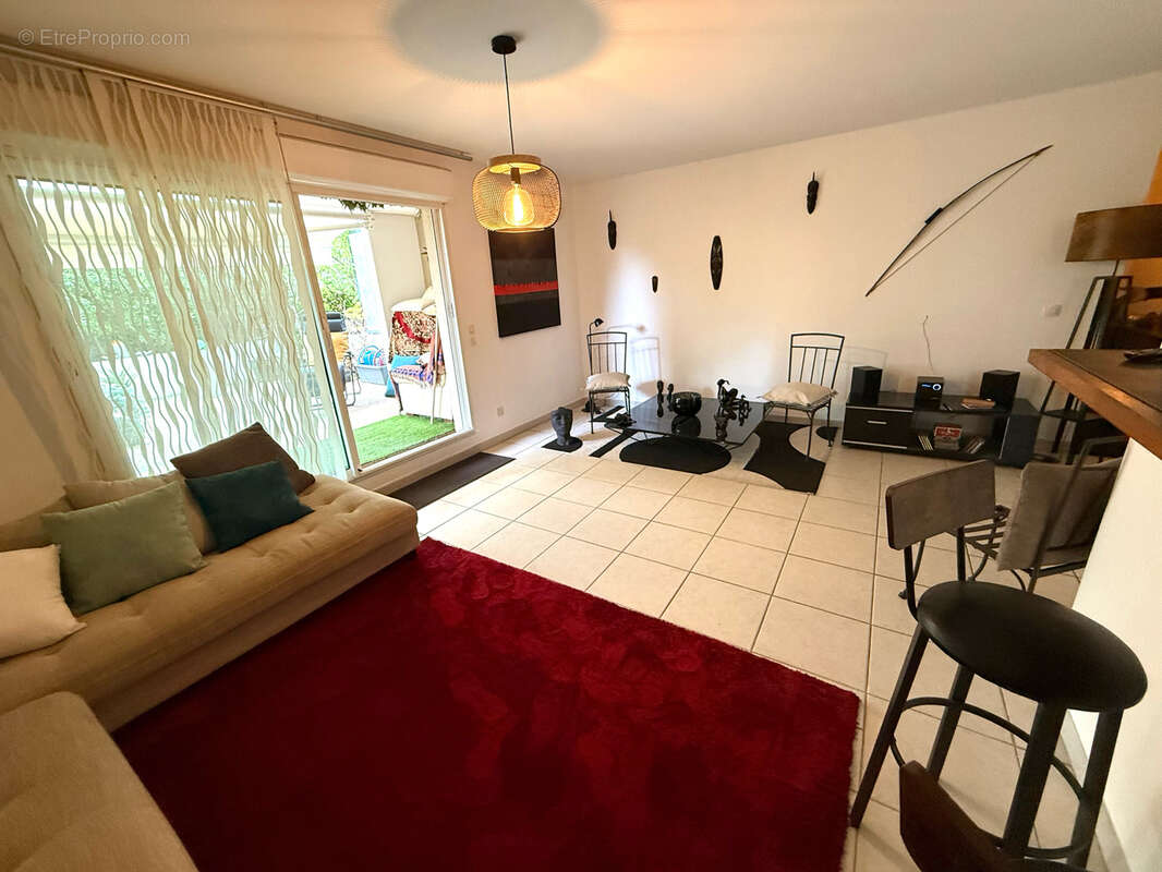 Appartement à MARSEILLE-9E