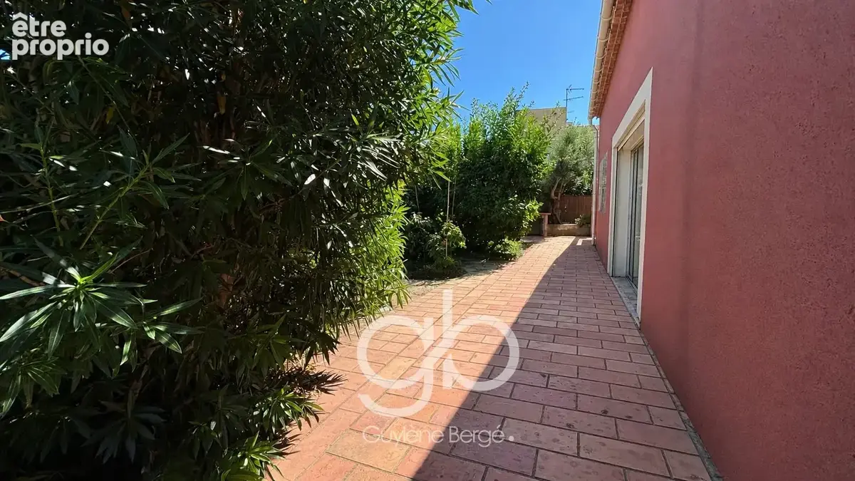 Pérols   Maison familiale atypique avec piscine - photo 22