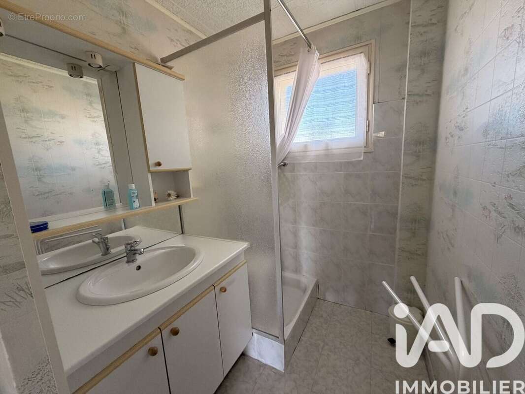 Photo 9 - Appartement à LIVRON-SUR-DROME