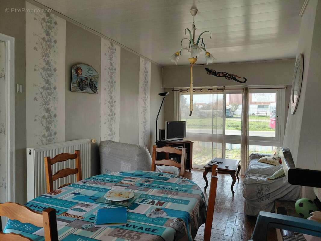 Maison à COMMEQUIERS