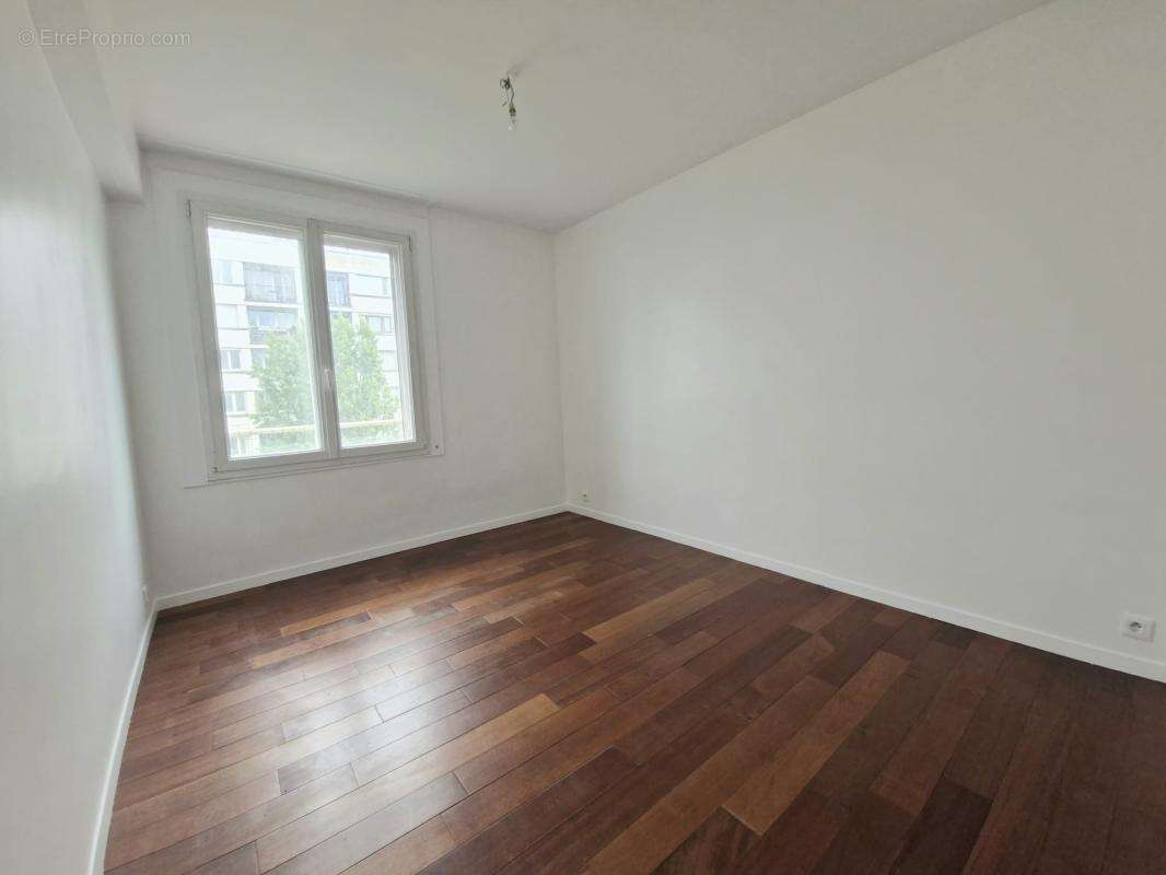 Appartement à LE RAINCY