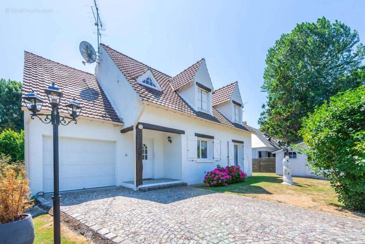 Maison familiale rénovée 4 chambres, environnement bucolique à Saint-Arnoult-en-Yvelines - photo 21