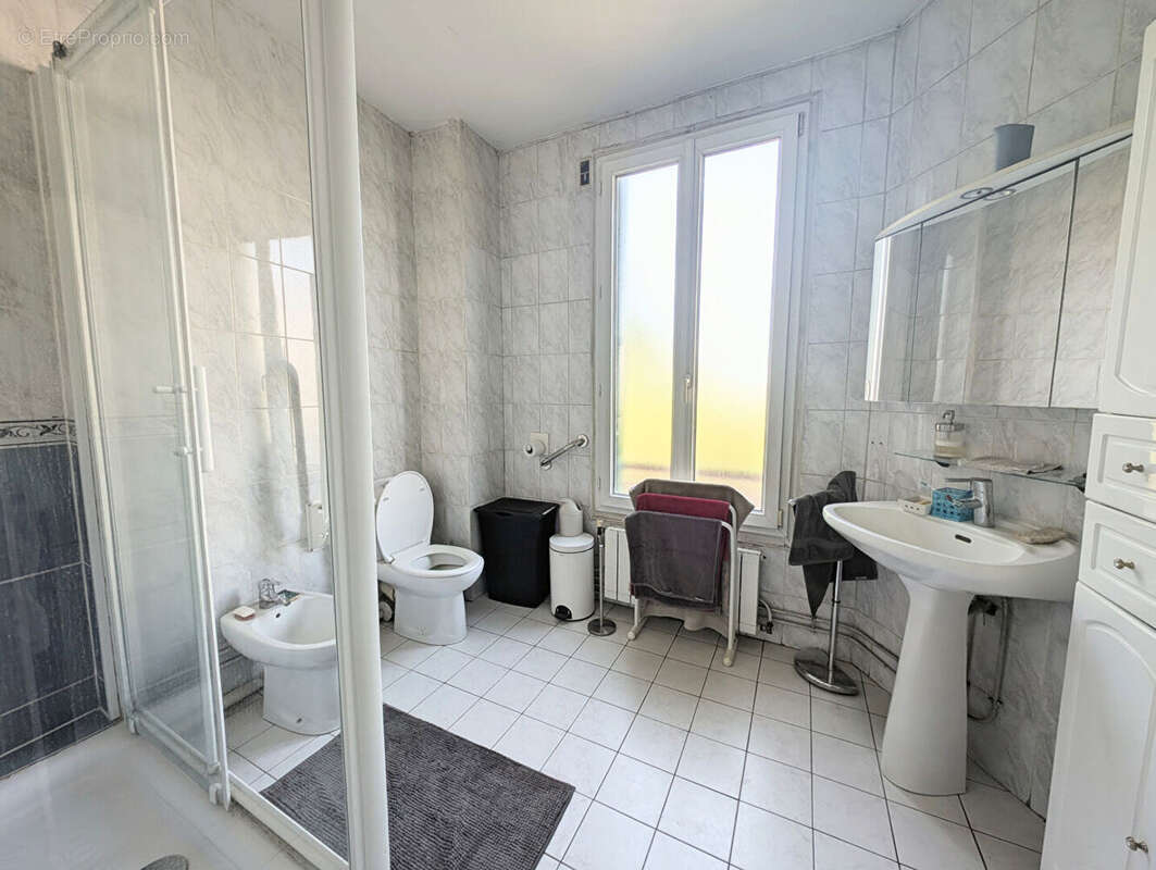 Maison à ROSNY-SOUS-BOIS