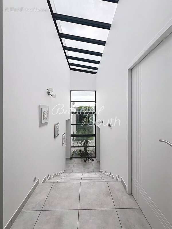 Maison à VILLENEUVE-DE-LA-RAHO