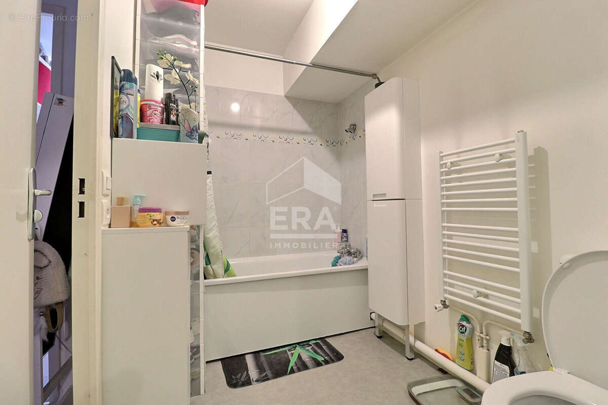 Appartement à STAINS