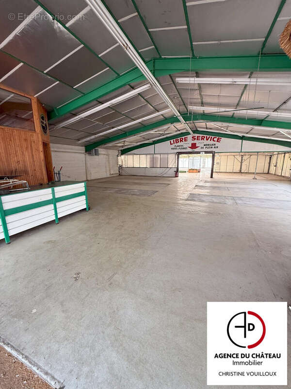 Commerce 825 m² à Sully-Sur-Loire  - photo 3