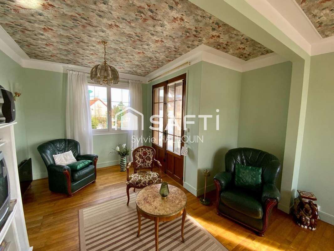 Photo 2 - Maison à LES ESSARTS-LE-ROI
