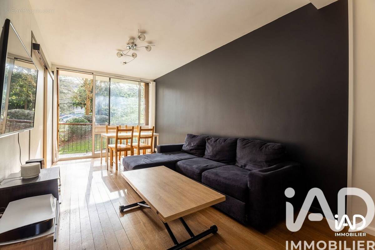 Photo 1 - Appartement à FONTENAY-LE-FLEURY