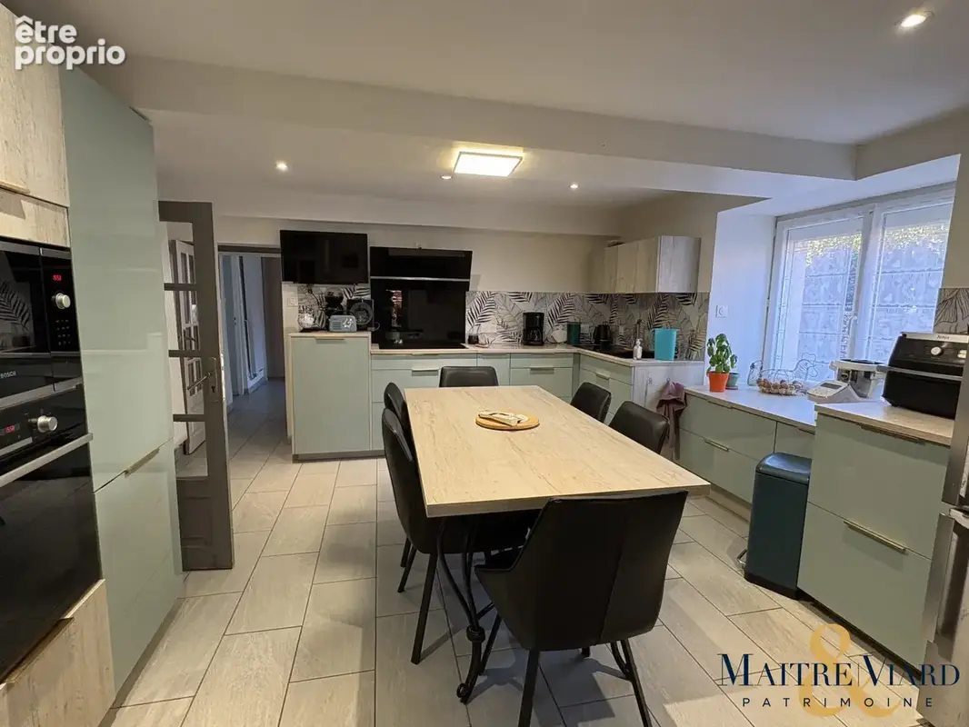 Maison 8 pièces 246 m² à vendre à Ferrieres-Les-Scey (70360) - photo 9