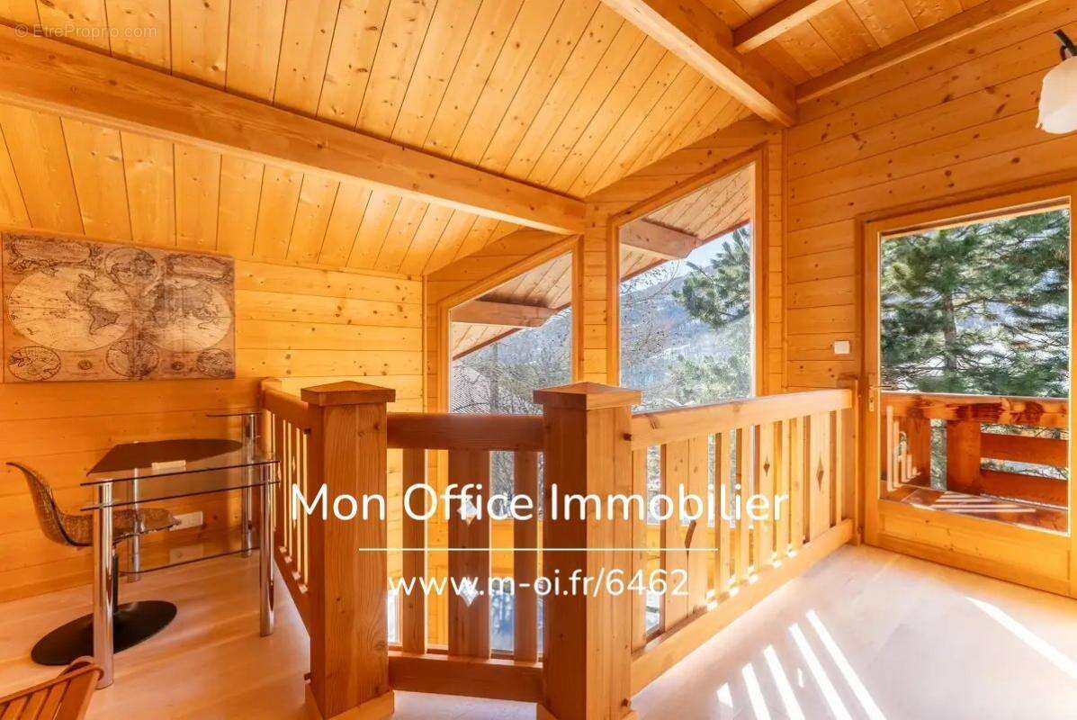 Référence : 6462-MBE - Chalet Lombard Type 5 avec Sauna/Jacuzzi + Garage - photo 7