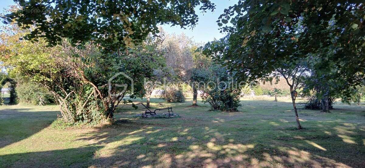 Maison à SAINT-AQUILIN