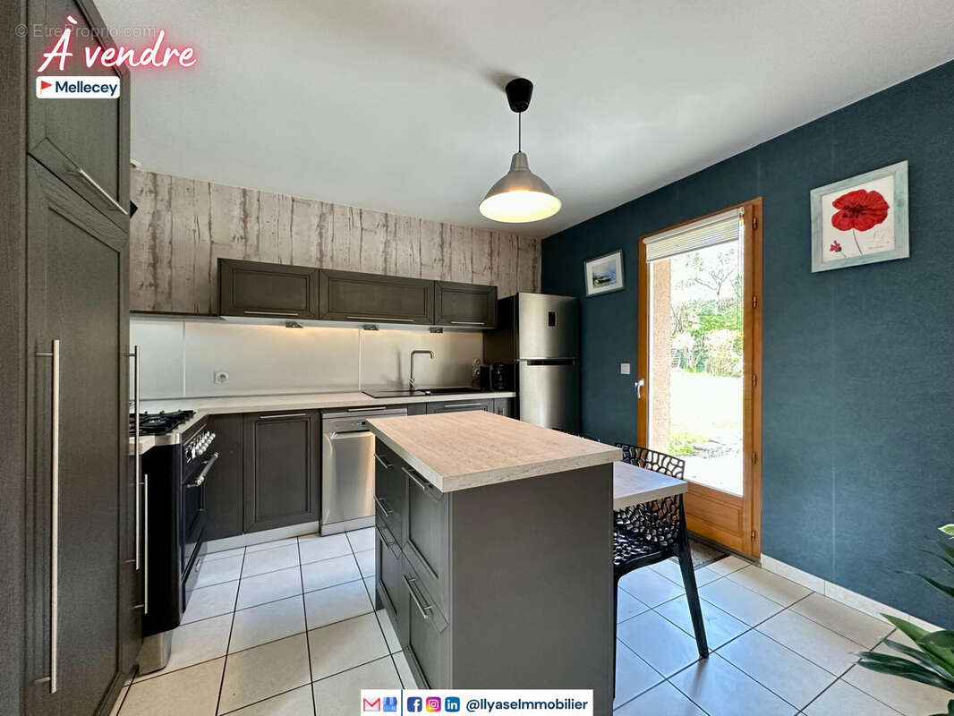 Maison 4 pièces  2 CH + 1 BR  96 M2  760 M2  1 GARAGE - photo 16