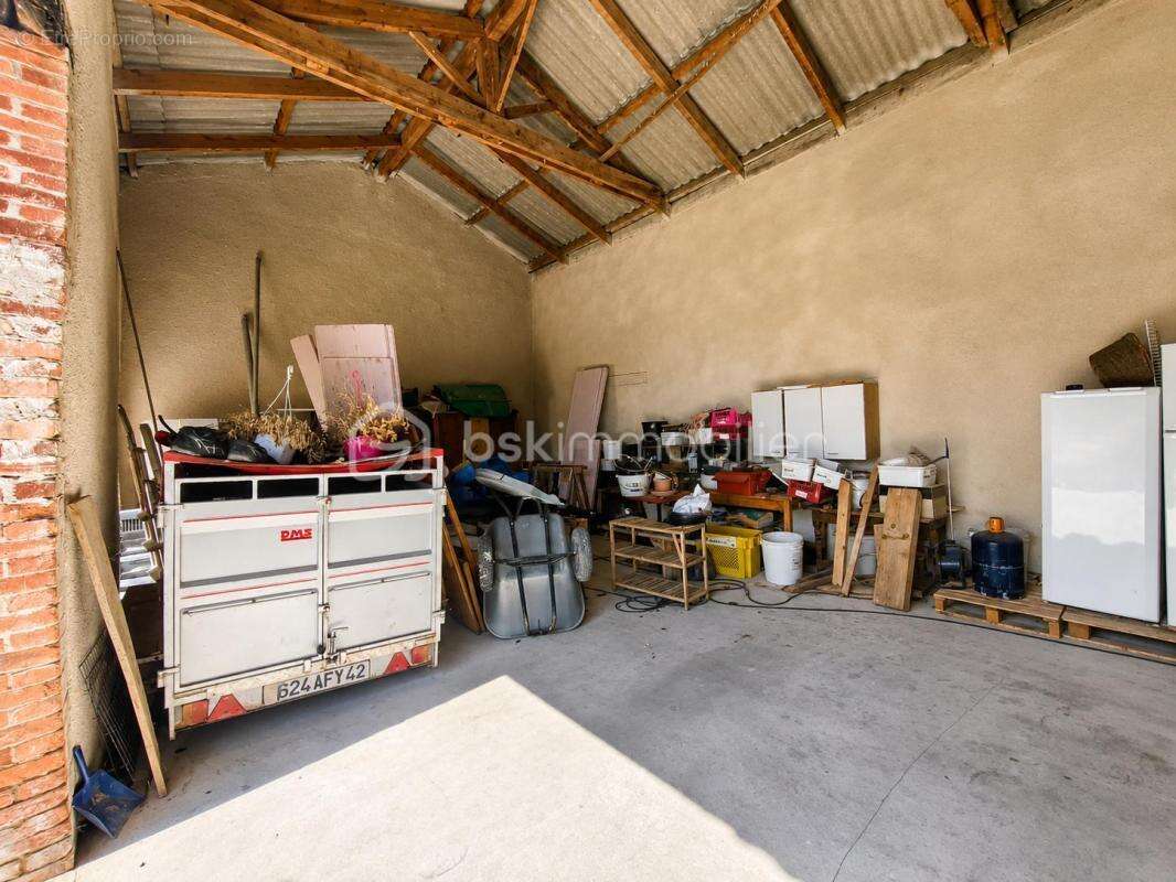 Propriété familiale où espace, confort et sérénité se rencontrent - photo 19