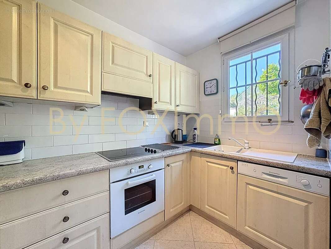 Appartement à VILLENEUVE-LOUBET