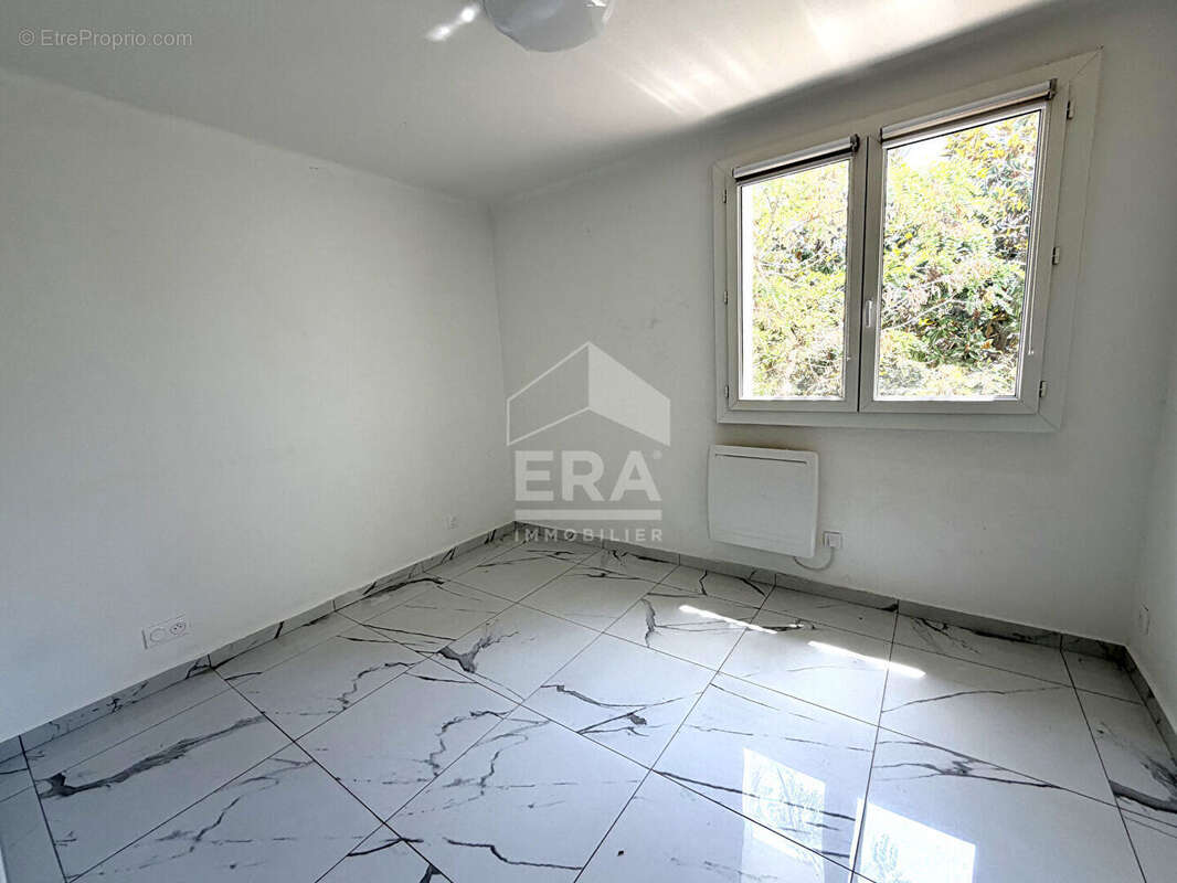 Appartement 72m² à martigues - photo 4