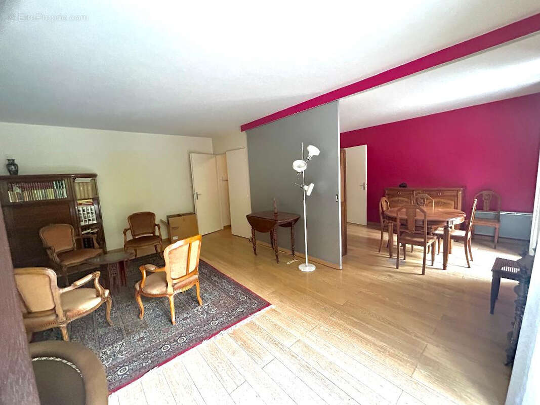 Appartement à MONTROUGE