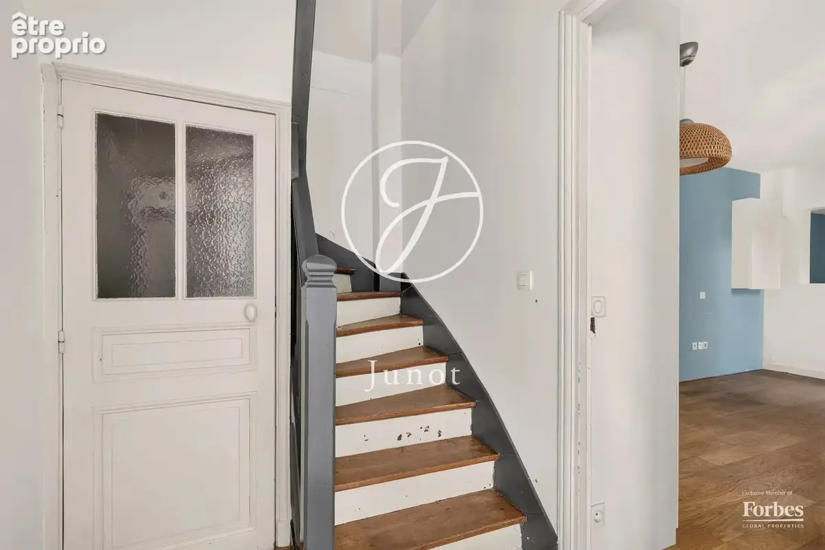 Saint-Cloud - MONTRETOUT - Maison 5 pièces de 101 m² - photo 10