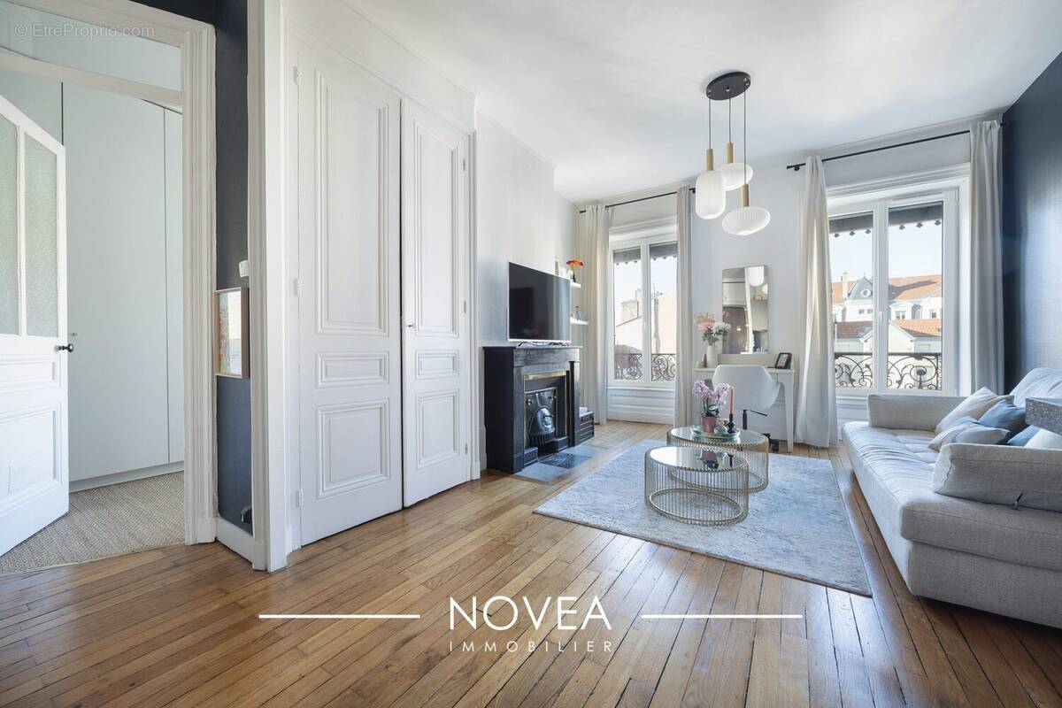 Appartement à LYON-6E