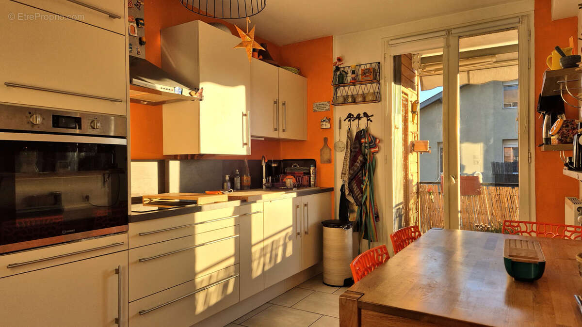 Appartement à ROMANS-SUR-ISERE
