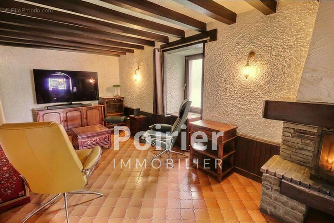 Maison à MACHILLY