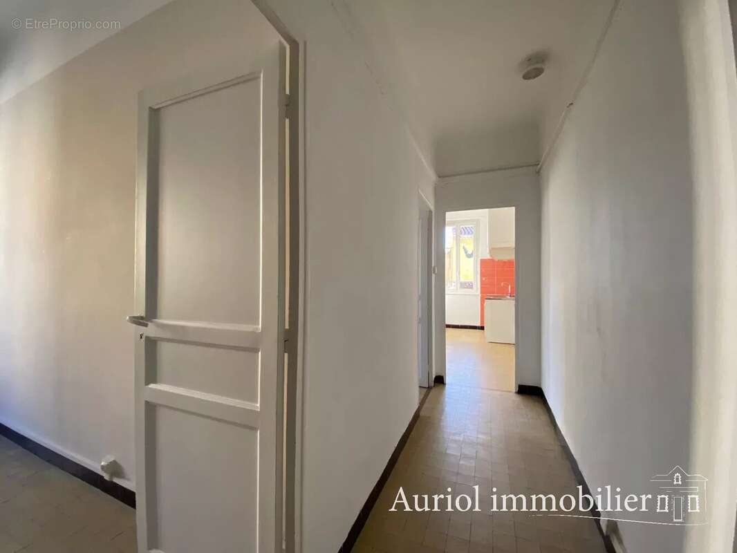 Appartement à AURIOL