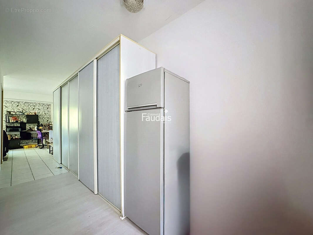 Appartement 38 m² à Saint-Lo  - photo 5
