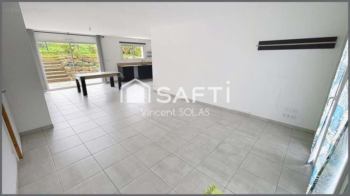 Photo 4 - Maison à BEAULIEU-SOUS-LA-ROCHE