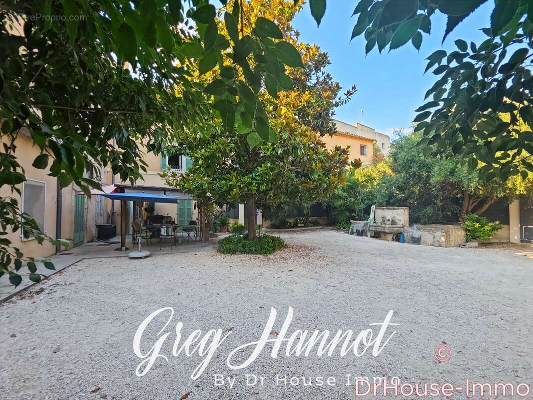 Terrain à LA VALETTE-DU-VAR