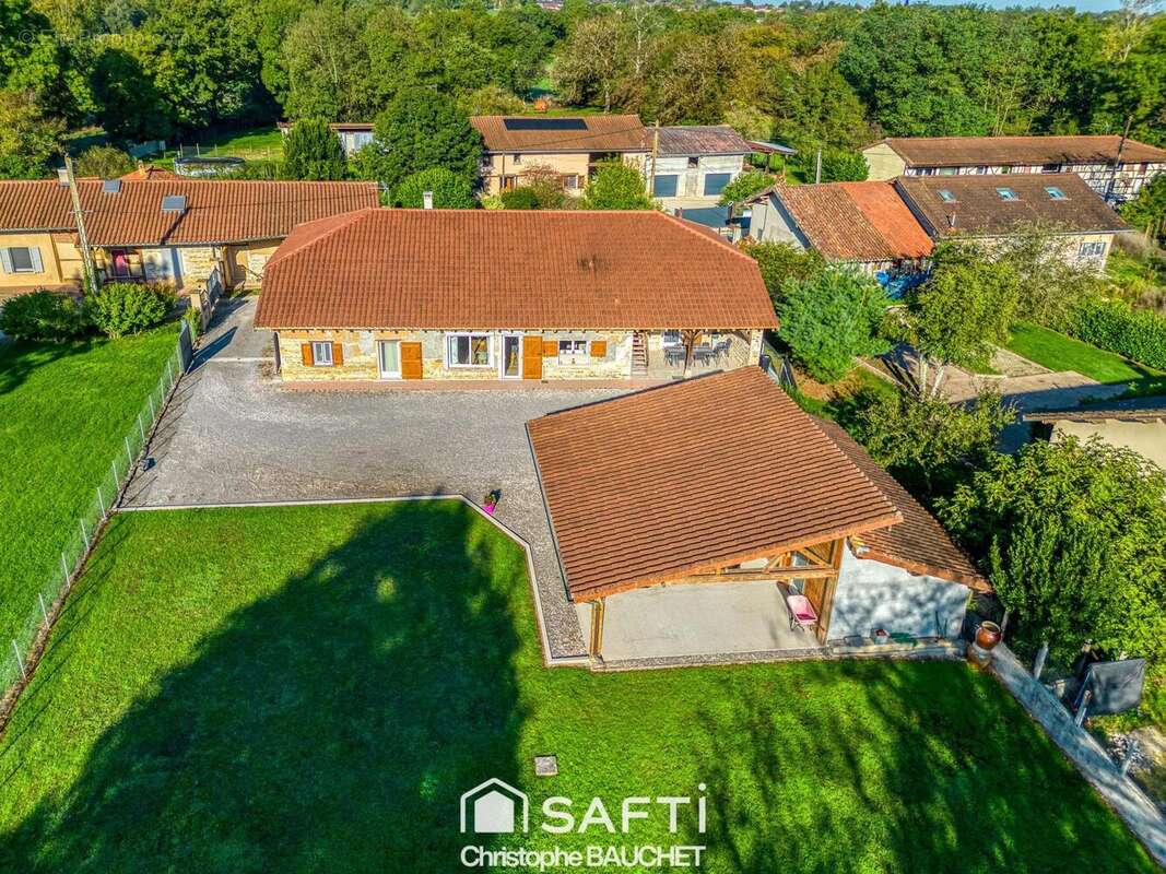 Photo 4 - Maison à ATTIGNAT