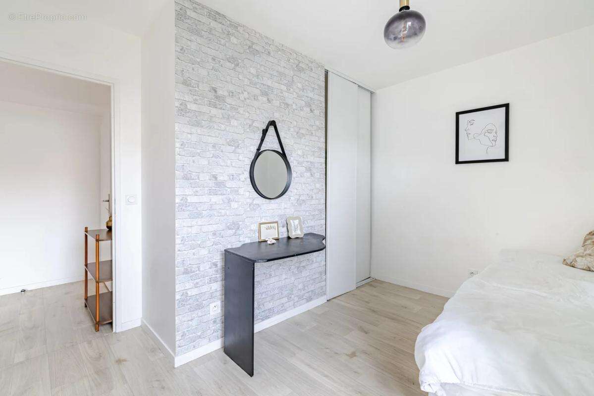Appartement 4 pièces de 77 m² à Bezons - photo 9