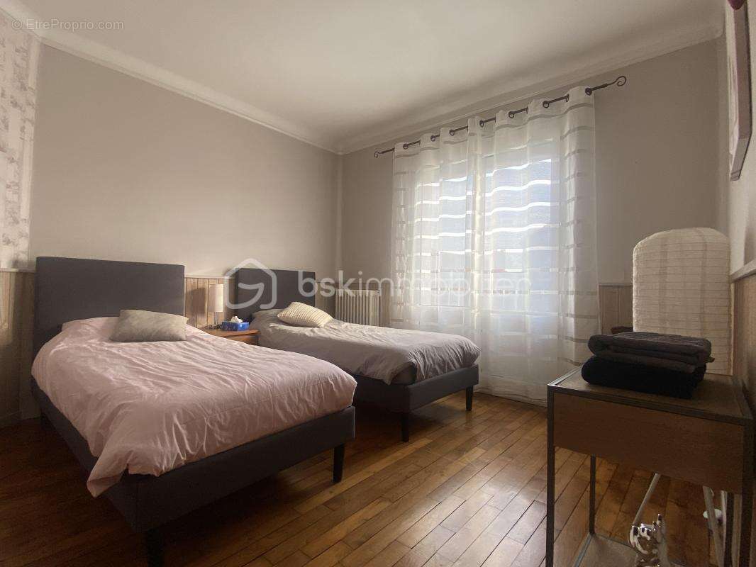 Maison à VAIRES-SUR-MARNE