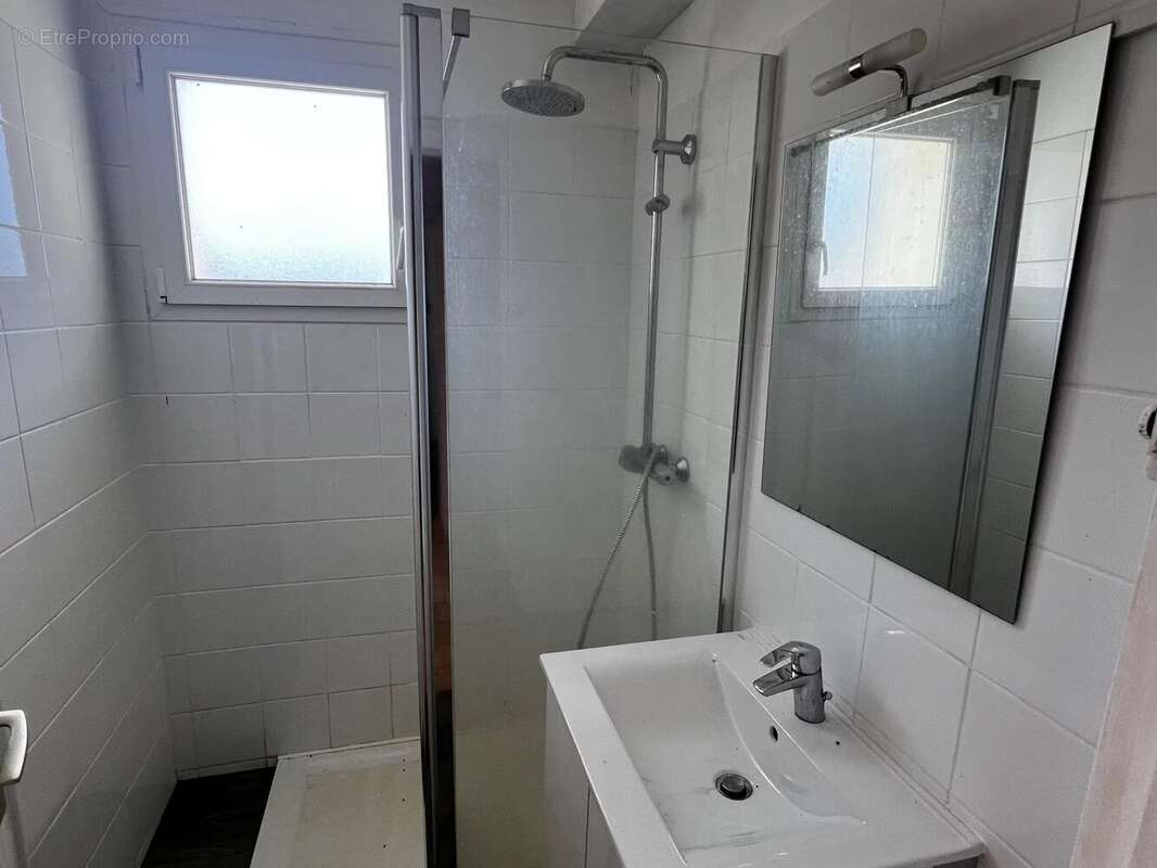 Commerce à MORTEMART