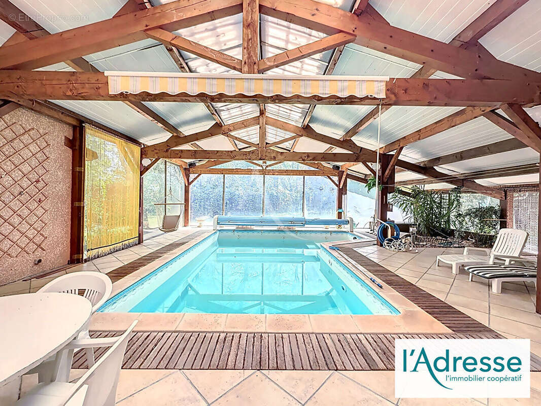 Maison à BRUGUIERES