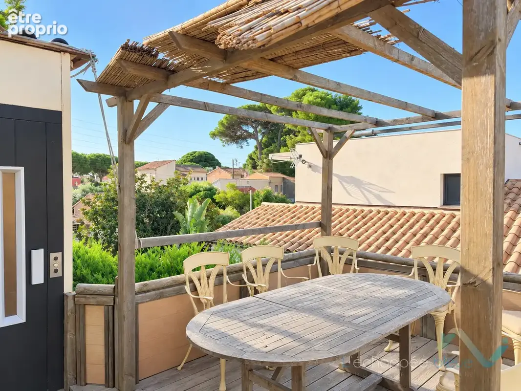 Appartement T3/4 à rénover avec terrasses   Hyères, L’Ayguade PLEINE PROPRIETE - photo 4