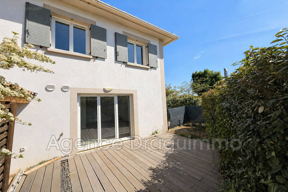 Appartement à DRAGUIGNAN