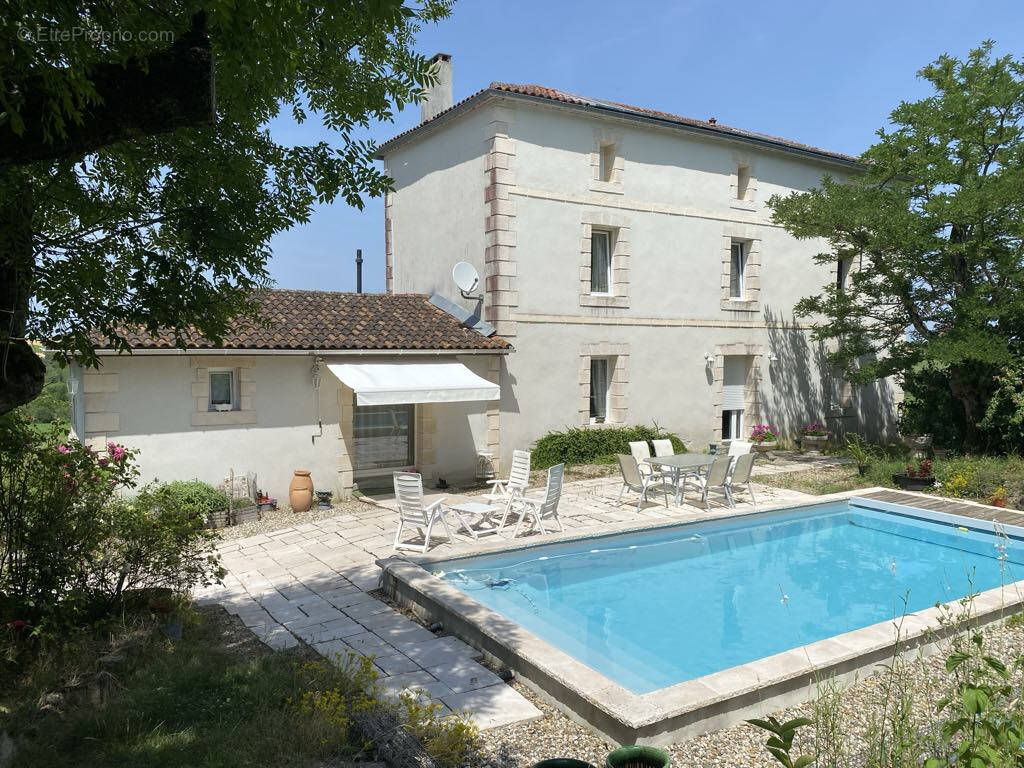 Maison à NERAC