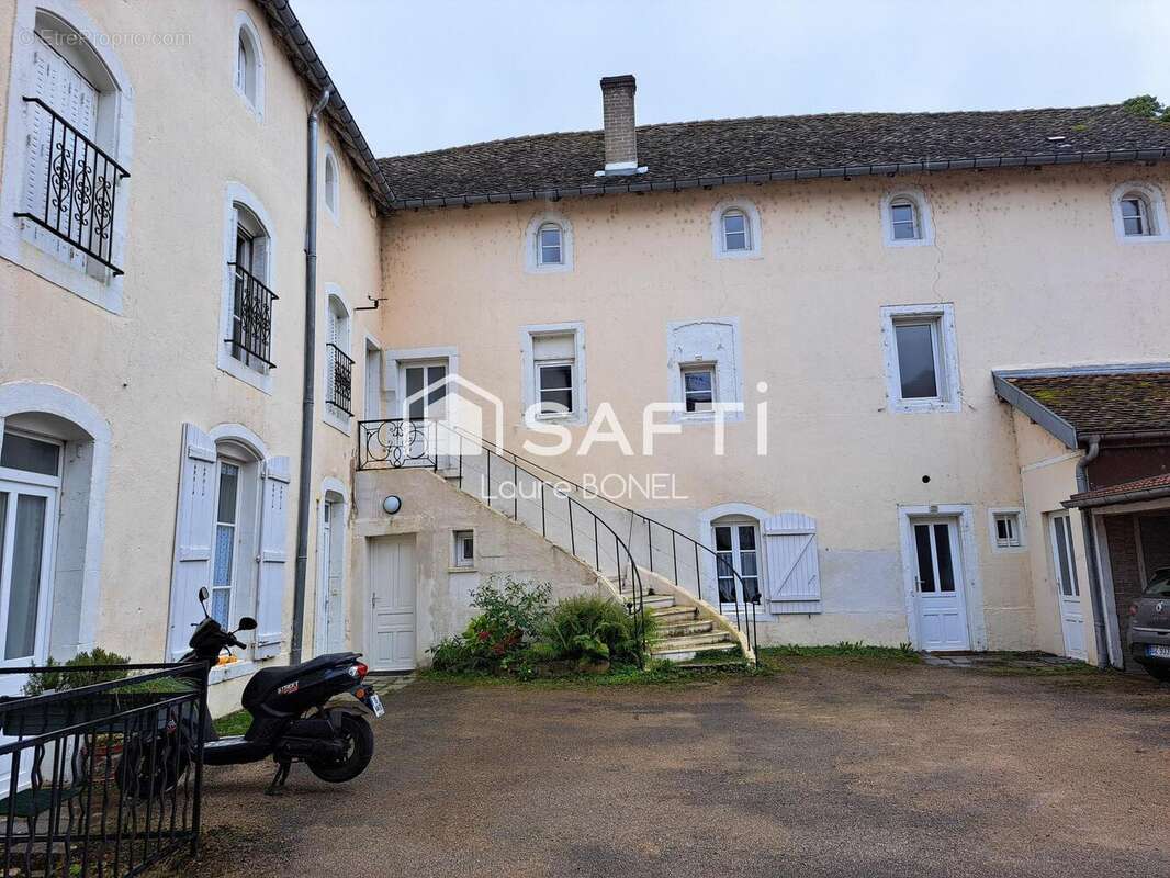 Photo 8 - Appartement à NEUFCHATEAU